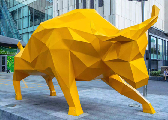 Casting Life Size Painted Bull Outdoor Fiberglass Sculpture Public Decoration