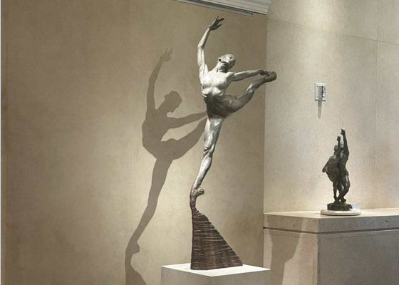 Bom preço. Escultura de bronze de bailarina decorativa para o exterior e para o interior on-line