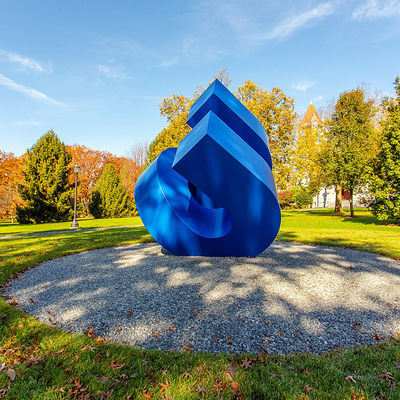 Bom preço. Ponto focal de escultura metálica abstrata única pintada de azul para pátio, espaços comerciais e públicos on-line