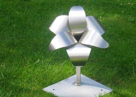 Bom preço. Limpando com jato de areia a escultura de aço inoxidável da flor do metal para o jardim on-line