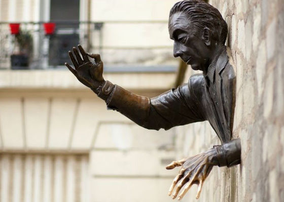 Bom preço. Vida do ODM - estátua de bronze de moldação decorativa do homem da parede exterior do tamanho on-line