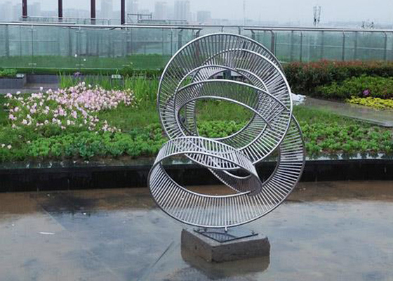 Bom preço. Escultura de aço inoxidável da fita do metal para a decoração exterior on-line