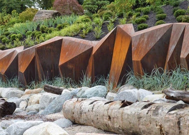 Bom preço. Escultura de aço personalizada do jardim de Corten do tamanho, decoração exterior da arte do jardim do metal on-line