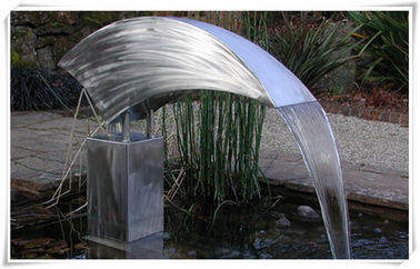 Bom preço. Da característica de aço inoxidável da água da fonte do metal decoração exterior da lagoa do jardim on-line