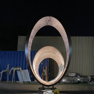 Bom preço. Decoração de jardim moderna Escultura de ovo de bronze com luz on-line