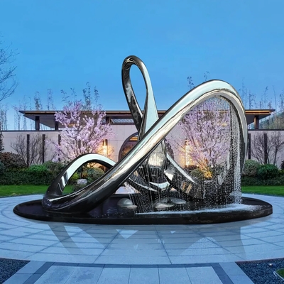 Fonte de água exterior de aço inoxidável polido Infinity Loop Escultura de fonte em grande escala
