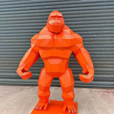 Bom preço. Escultura de gorila de aço inoxidável pintada geometricamente on-line
