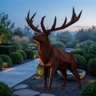Bom preço. Esculptura de alce de aço corten de tamanho natural estátua de estaca de metal poli-geométrica baixa Decoração de jardim ao ar livre Arte animal de aço enferrujado On-line