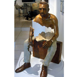 Bom preço. Tempo de assento da longa vida da escultura do homem da estátua interior do bronze do projeto da paisagem on-line