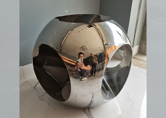 Escultura de aço inoxidável lustrada da bola 316 de 45cm para a decoração da casa